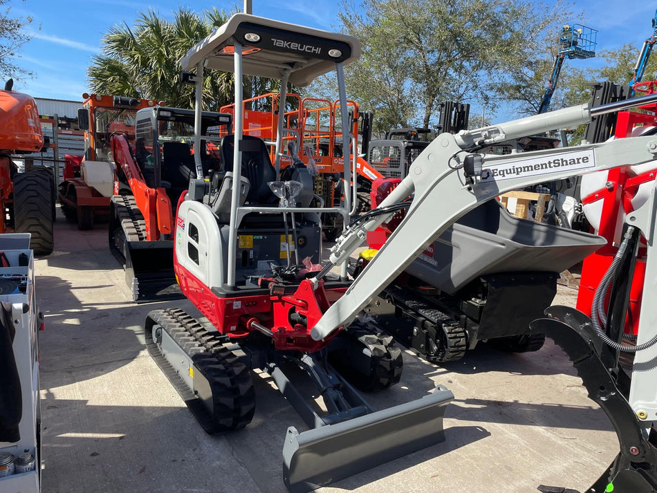 2023 TAKEUCHI TB20e