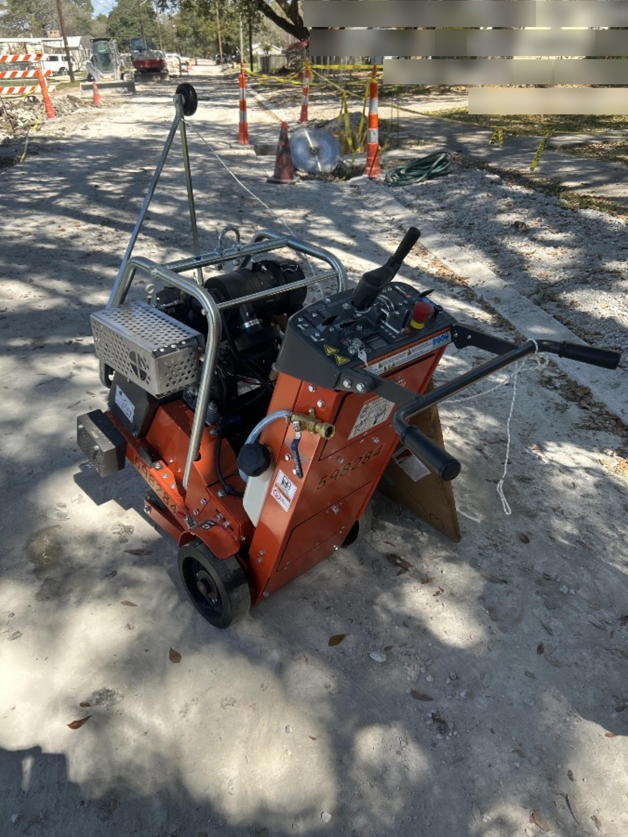 2025 HUSQVARNA FS524