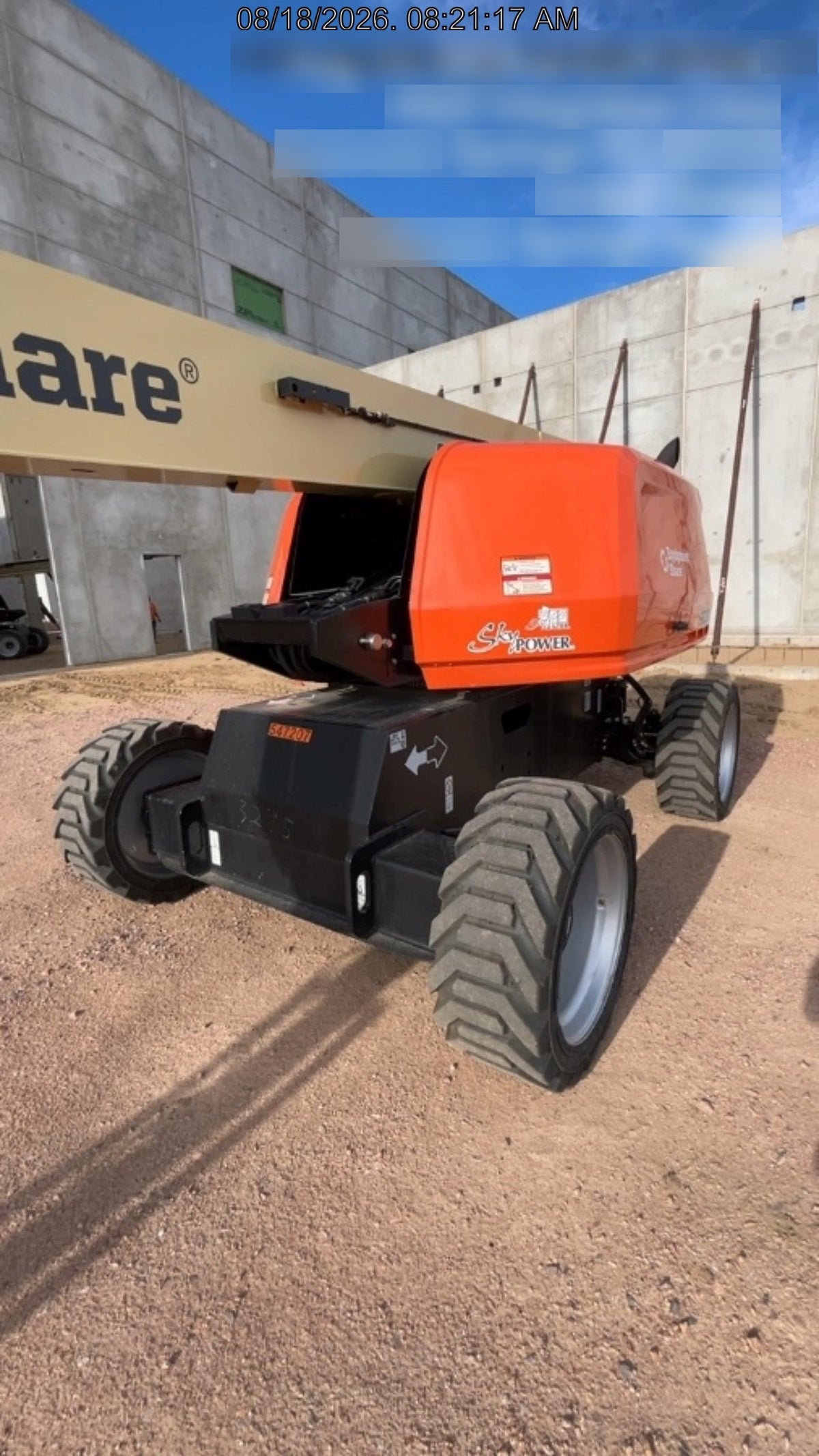 2025 JLG 660SJ