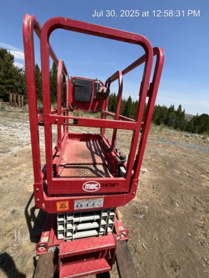 2019 MEC 1330SE Motion Alarm, Beacon, Includes MachineLink keypad and telematics device