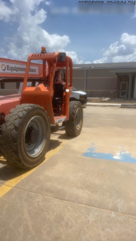 2021 JLG 6036