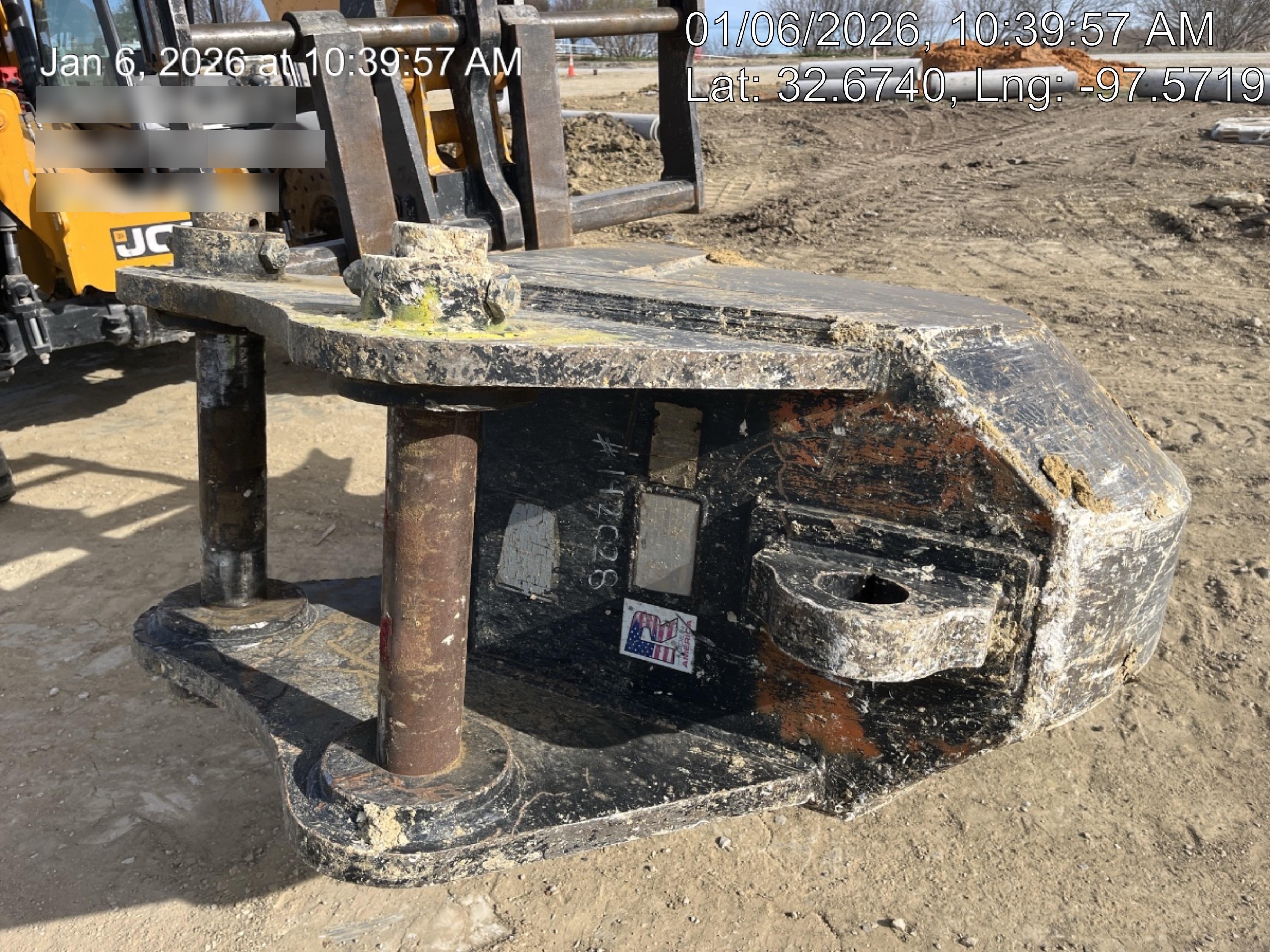 2021 ROCKLAND 30" Bucket - Rockland