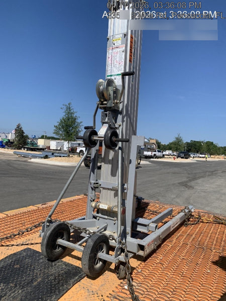 2020 GENIE SLC-24