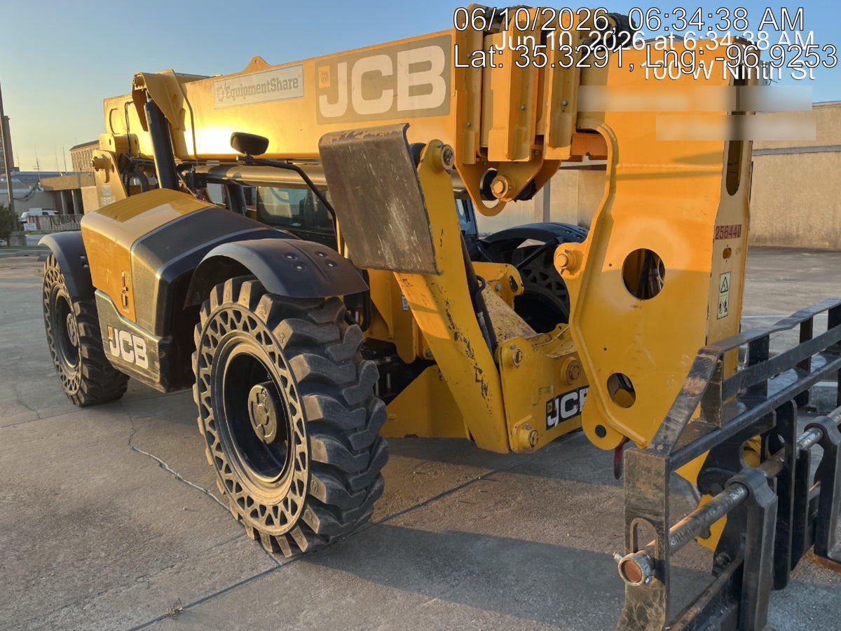 2022 JCB 510-56