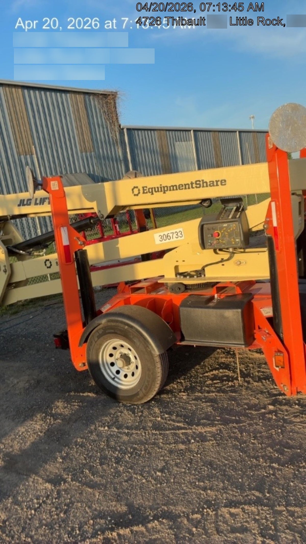 2023 JLG T500J