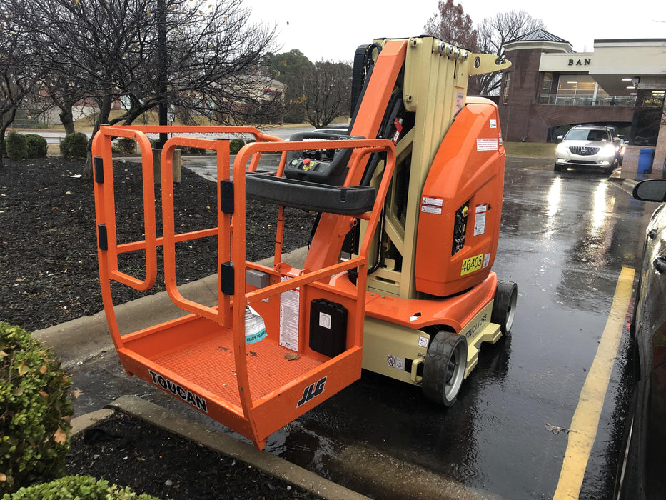 2019 JLG T26E
