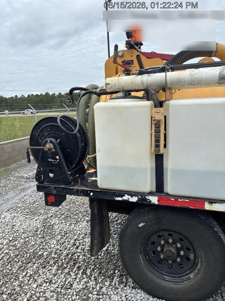 2021 Vac-Tron LP573XDT T4 Koehler Diesel Engine, 500 Gallon Debris Tank, x2 100 Gallon Water Tanks