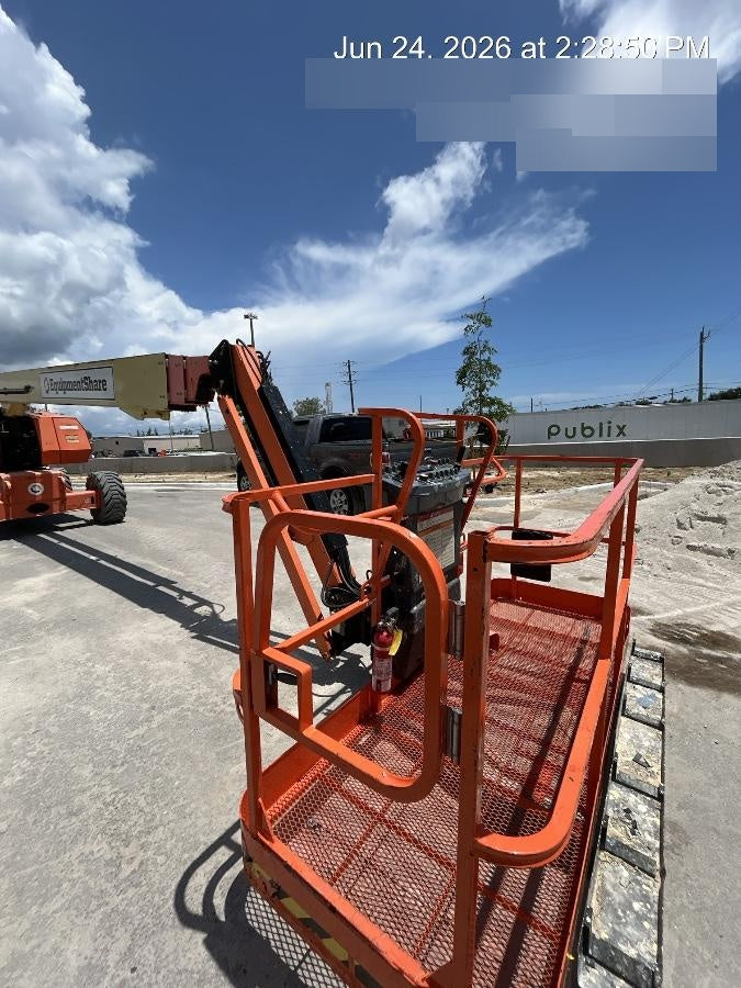 2020 JLG 860SJ