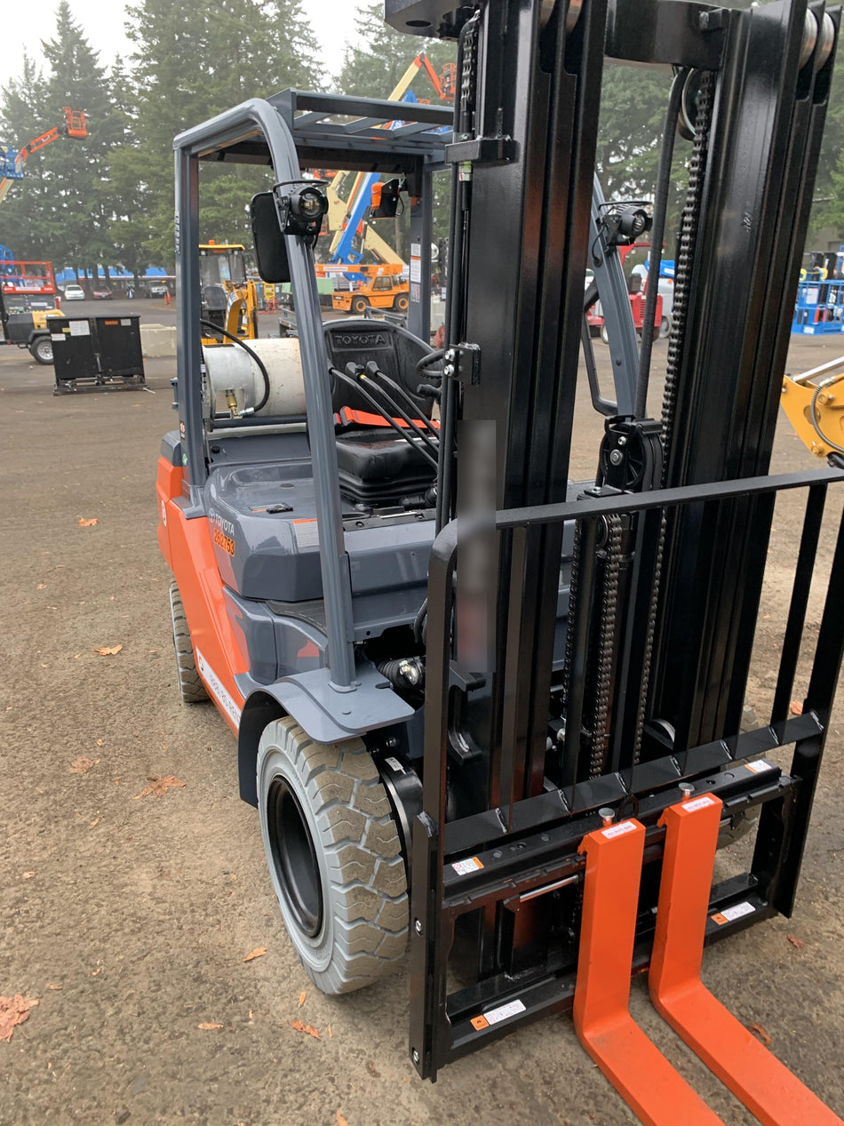 2022 TOYOTA 50-8FGU25