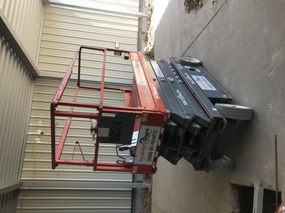 2018 Skyjack SJIII-3226 Skyjack SJIII3226 Scissor Lift w/Trojan Batteries