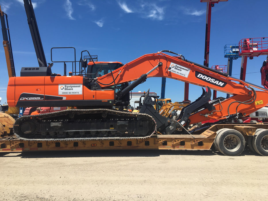2019 DOOSAN DX255LC-5