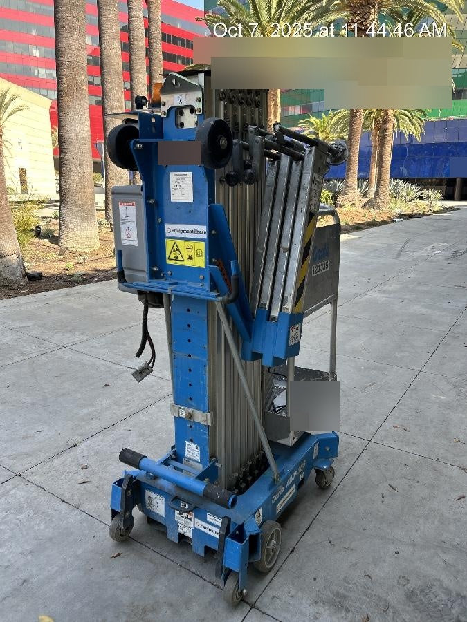 2020 GENIE AWP-30S