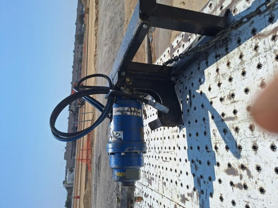 2023 AUGER TORQUE 3300-30