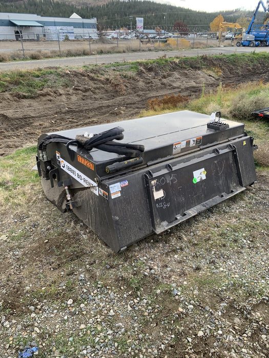 2021 PALADIN Sweepster SB72