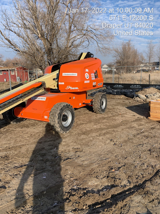 2021 JLG 400S
