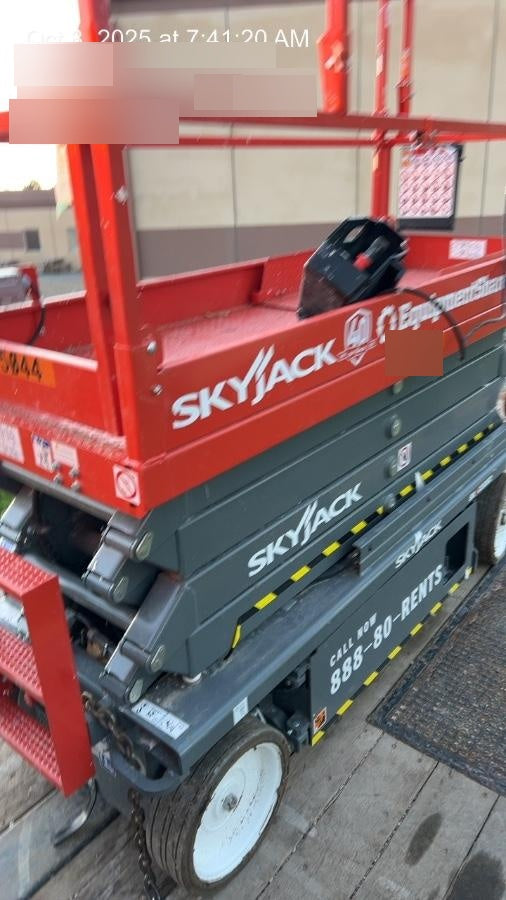 2025 SKYJACK SJ3226