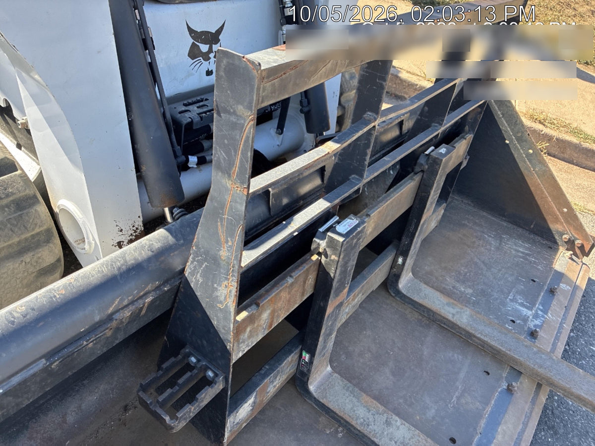 2022 ARROW MATERIAL HANDLING 60" Pallet Forks - Arrow