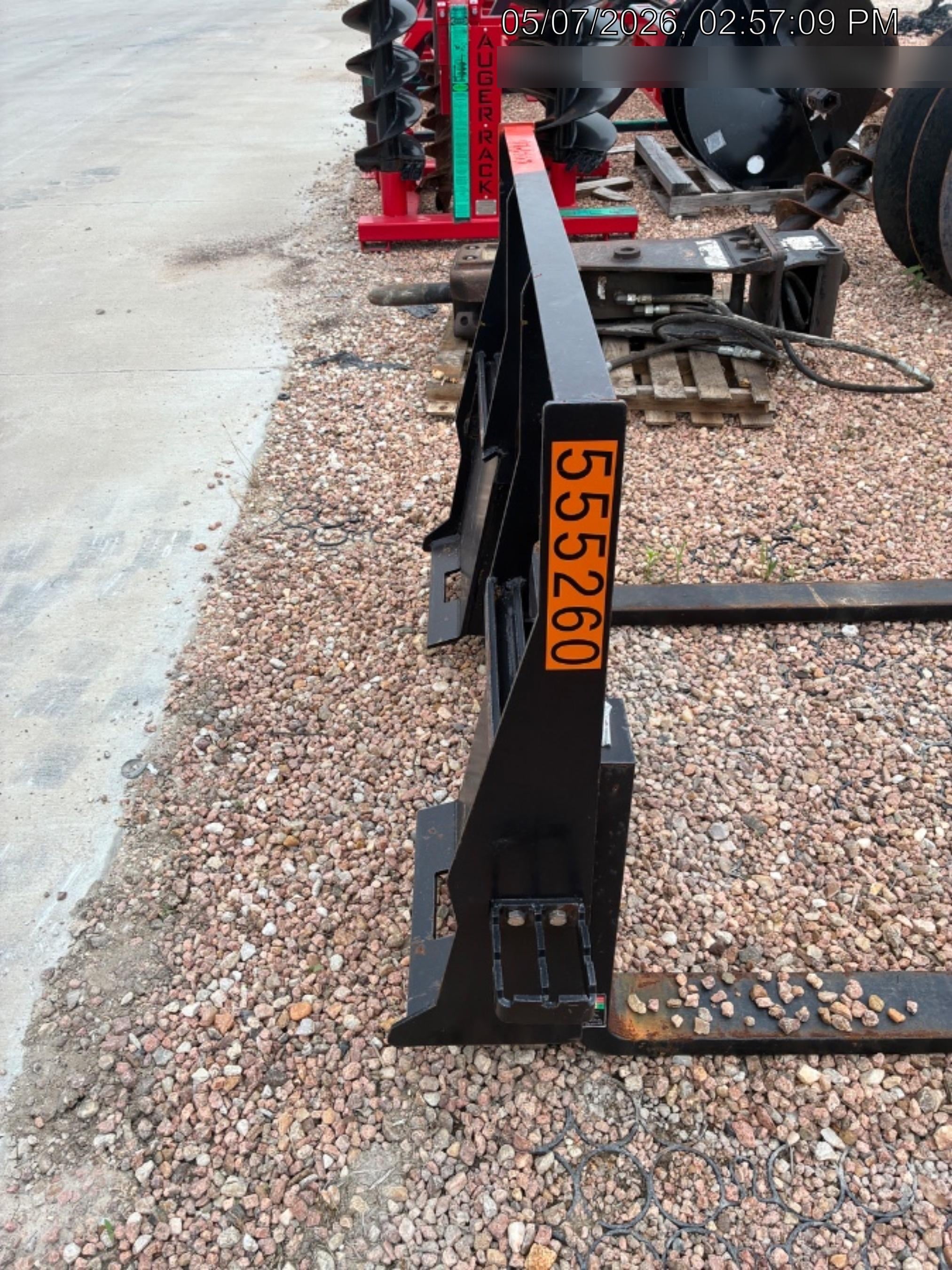 2025 ARROW MATERIAL HANDLING F5100CB - 72"