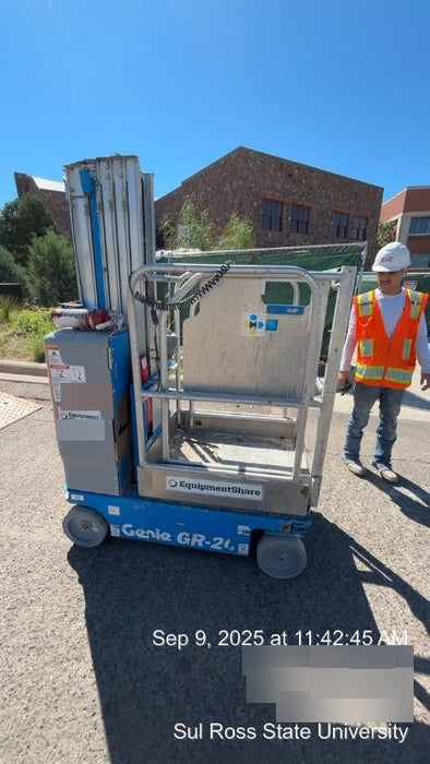 2020 GENIE GR-20