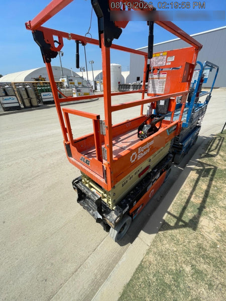 2025 JLG ES1932