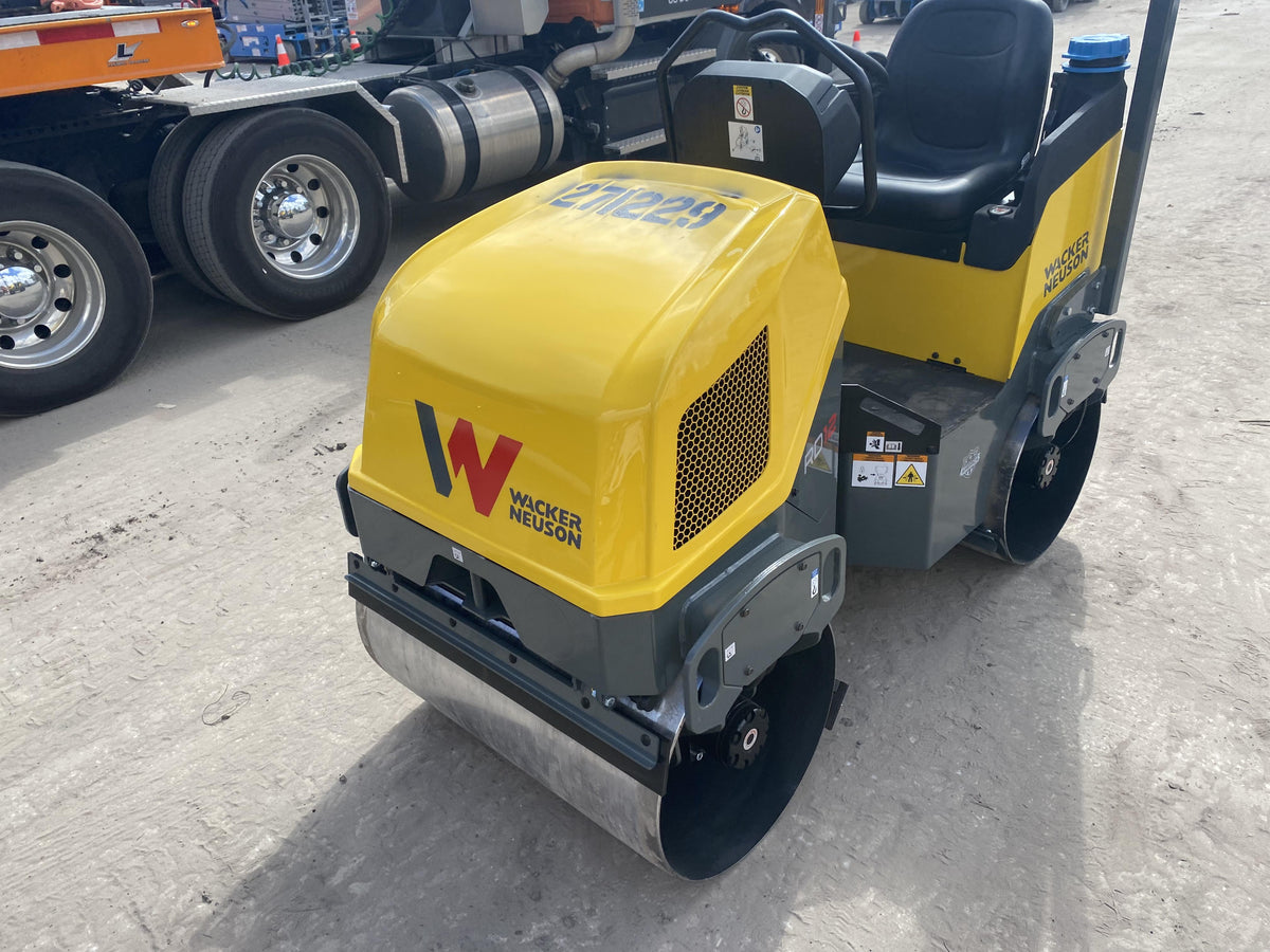 2023 WACKER NEUSON RD12A