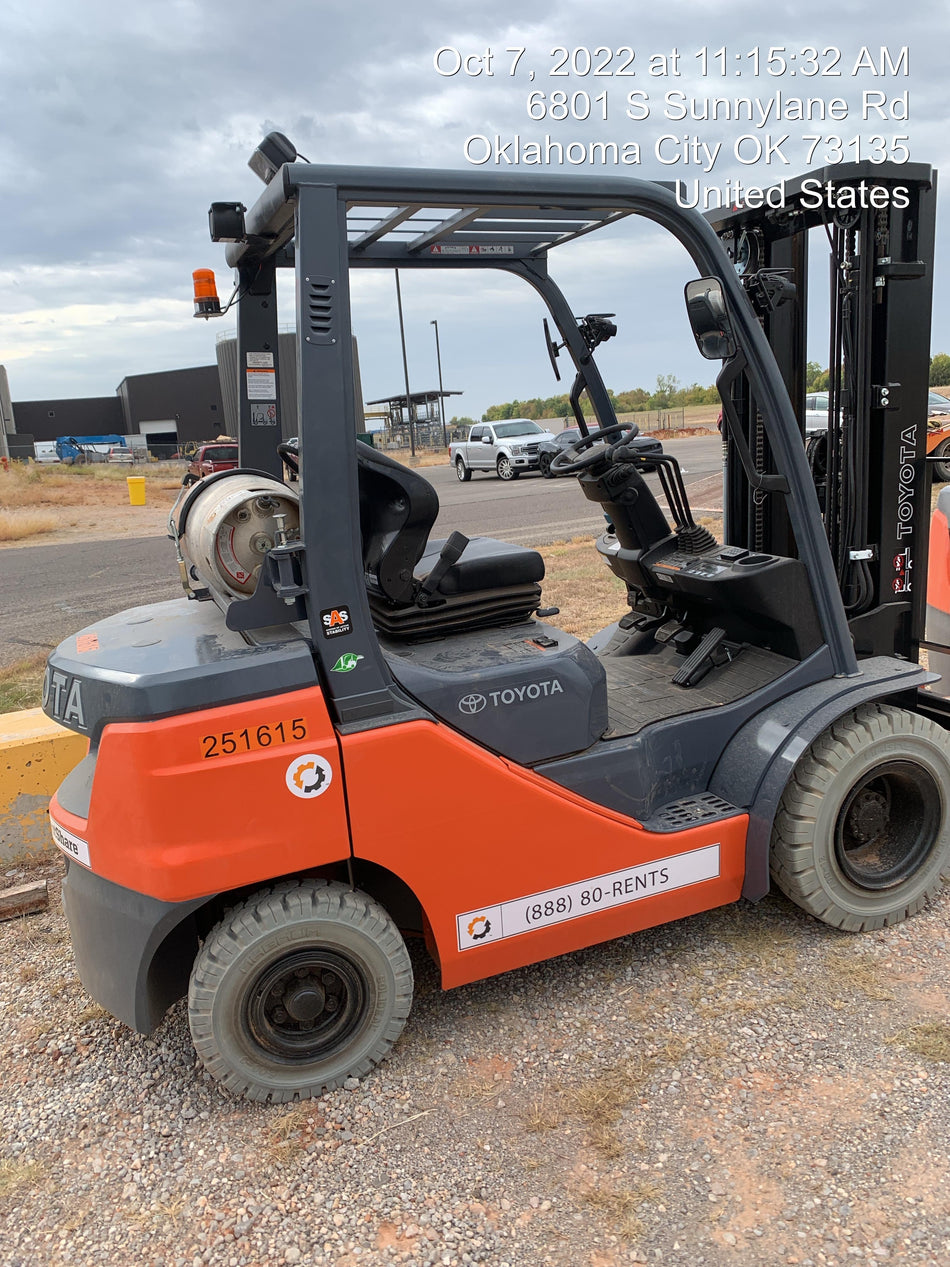 2022 TOYOTA 50-8FGU25
