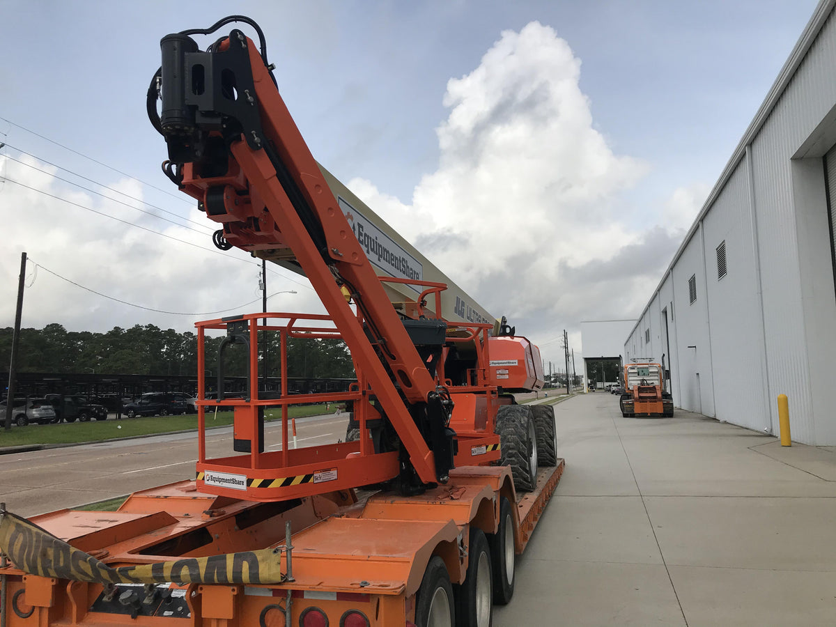 2022 JLG 1350SJP