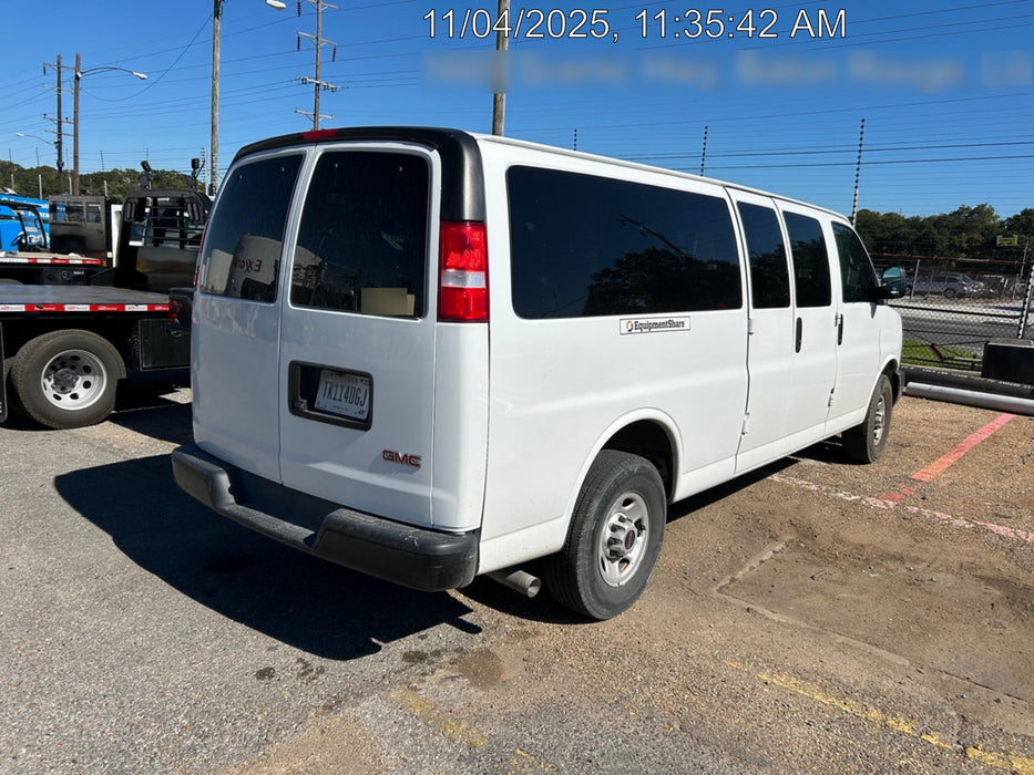 2022 GMC Savana 3500