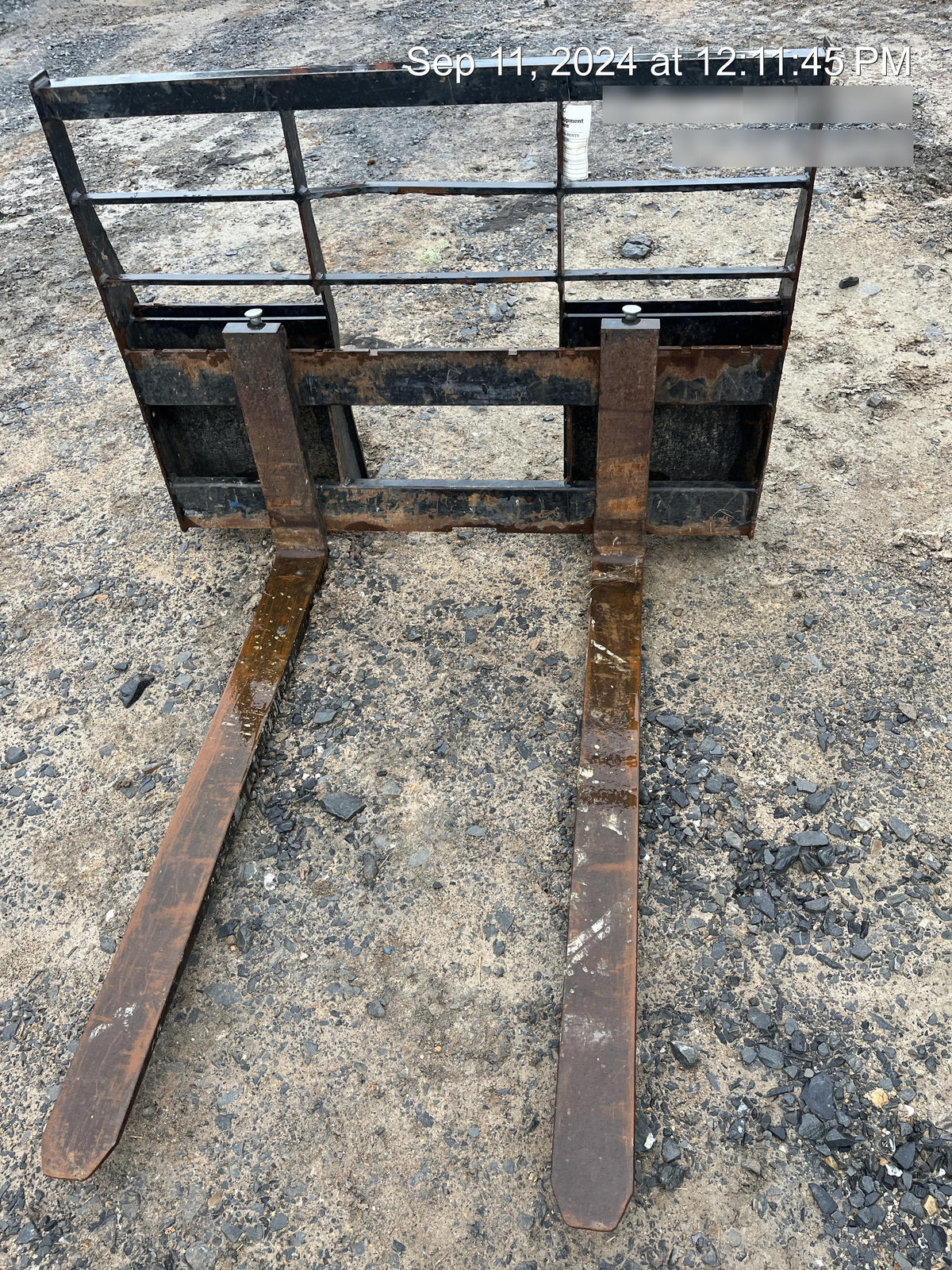 2022 ARROW MATERIAL HANDLING 72" Pallet Forks - Arrow