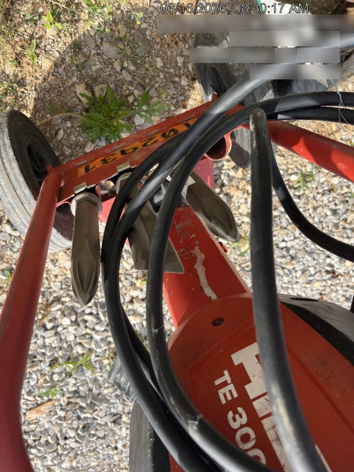 2020 HILTI TE 3000-AVR