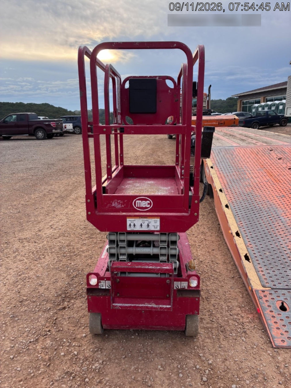 2019 MEC 1330SE MEC 1330SE w/ES Track Hardware, Full Extended 2 Year Warranty