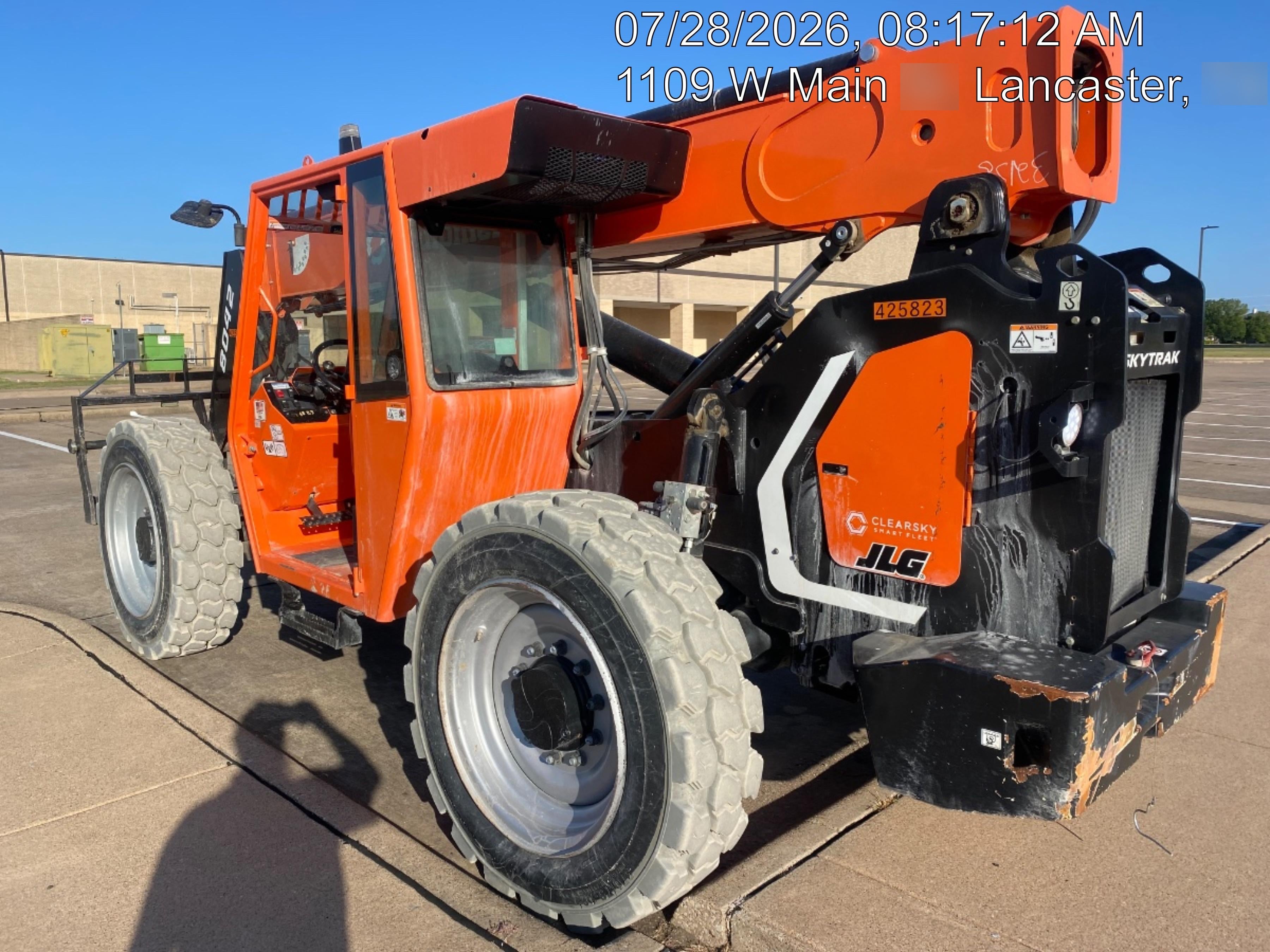 2024 SKYTRAK 8042