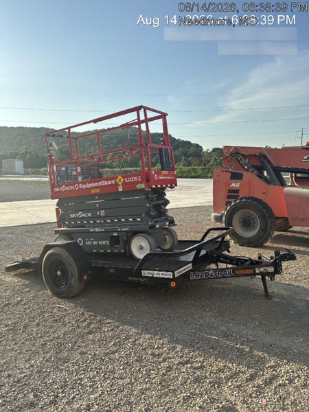 2022 LOADTRAIL Tilt-Deck Rental Trailer
