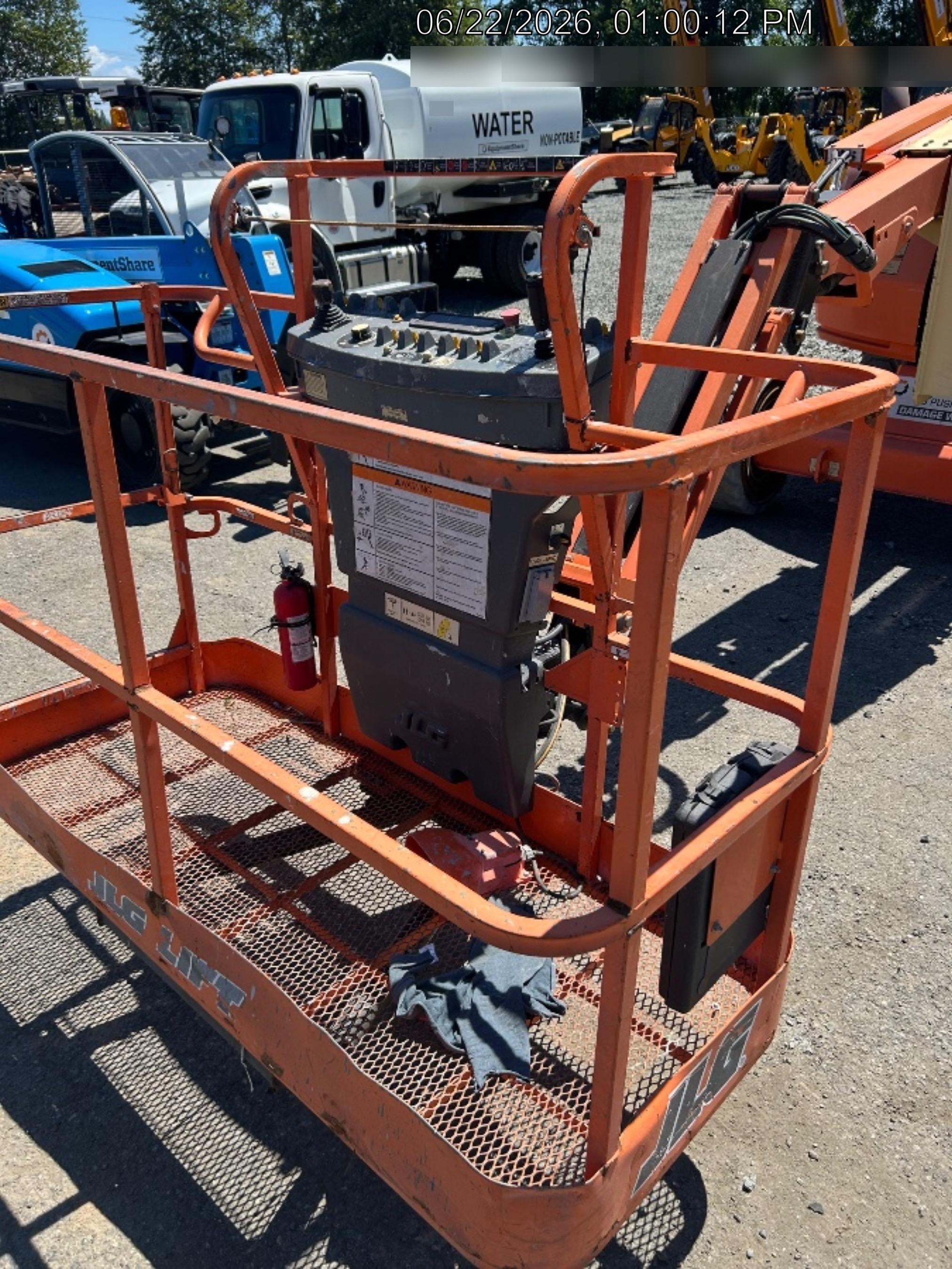 2019 JLG 450AJ