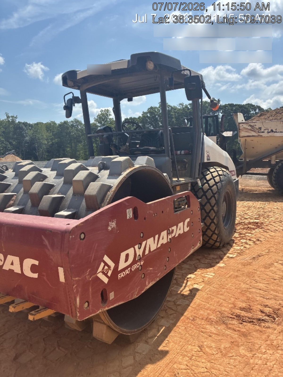 2023 DYNAPAC CA2500D