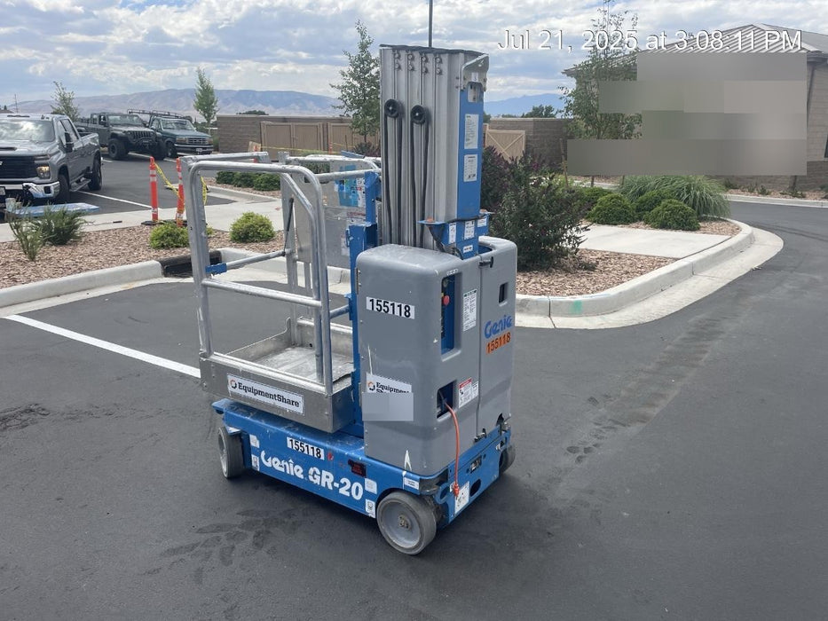 2021 GENIE GR-20