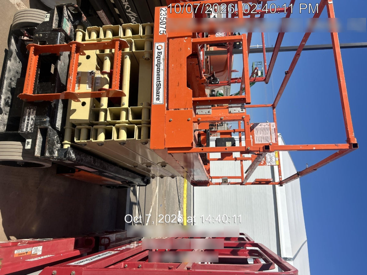 2022 JLG R3246