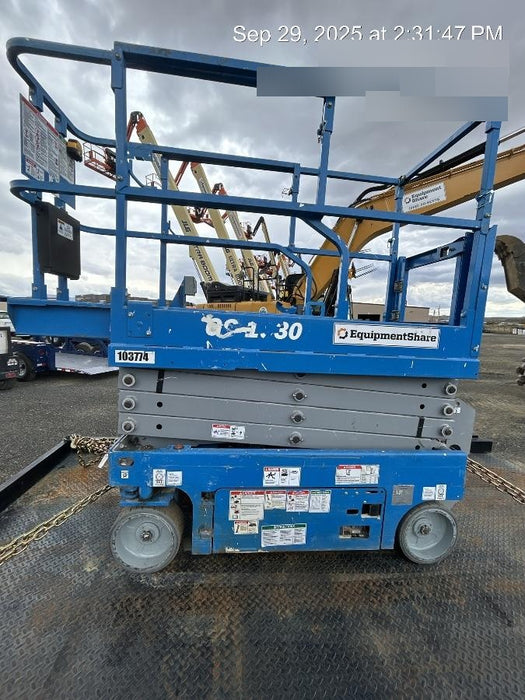 2020 Genie GS-1930 Solid Non Marking Tires, Beacon, Folding rails with half height swing gate, 800W Inverter