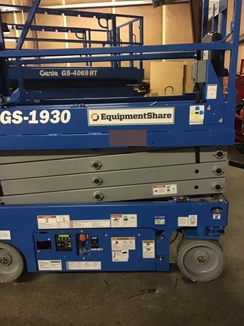 2019 Genie GS-1930 Half Height Swing Gate, 800W Inverter