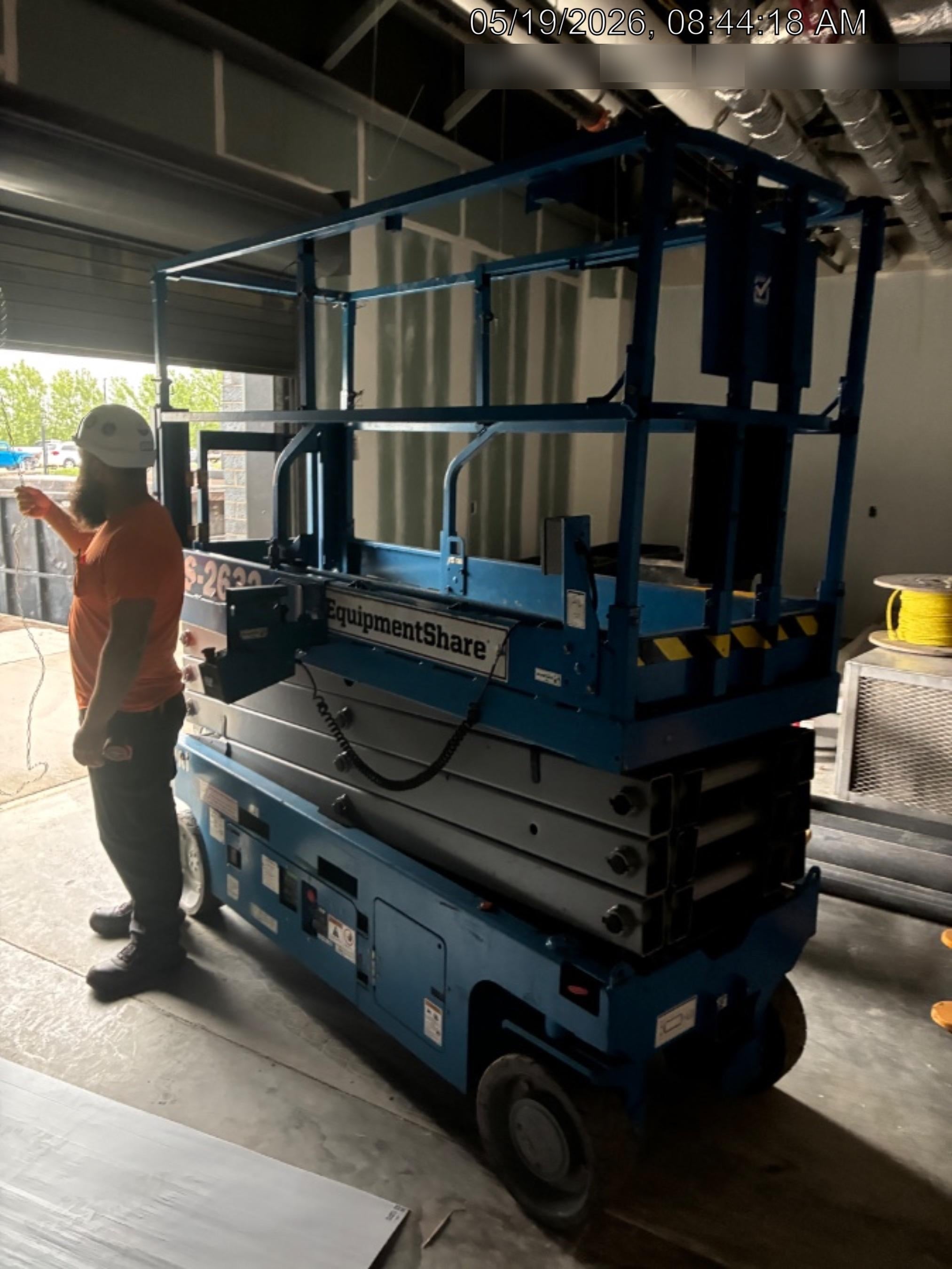2023 GENIE GS-2632