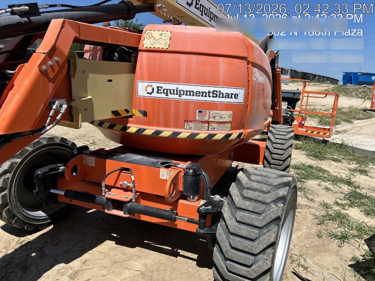 2021 JLG 600AJ