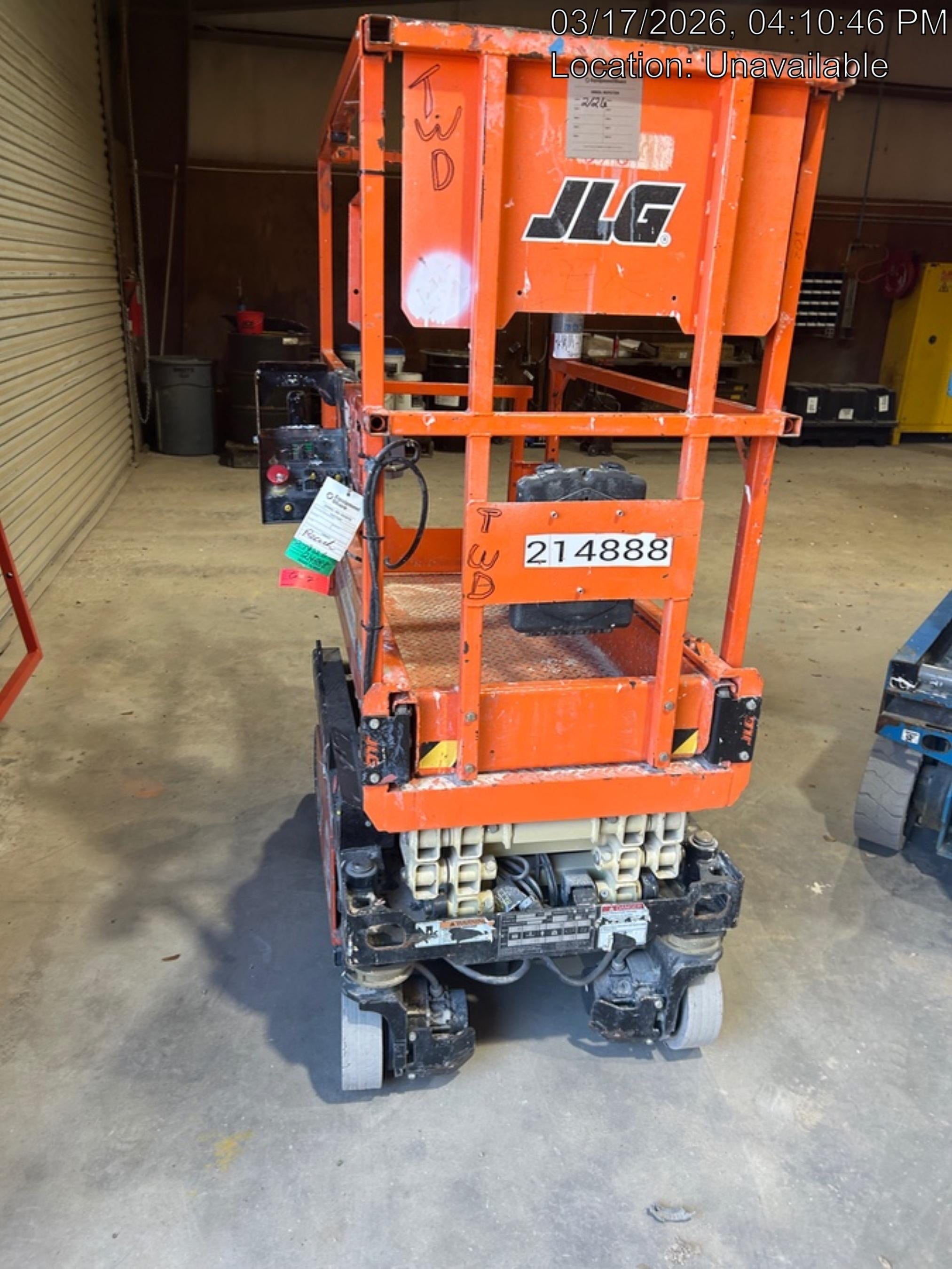 2022 JLG ES1330L