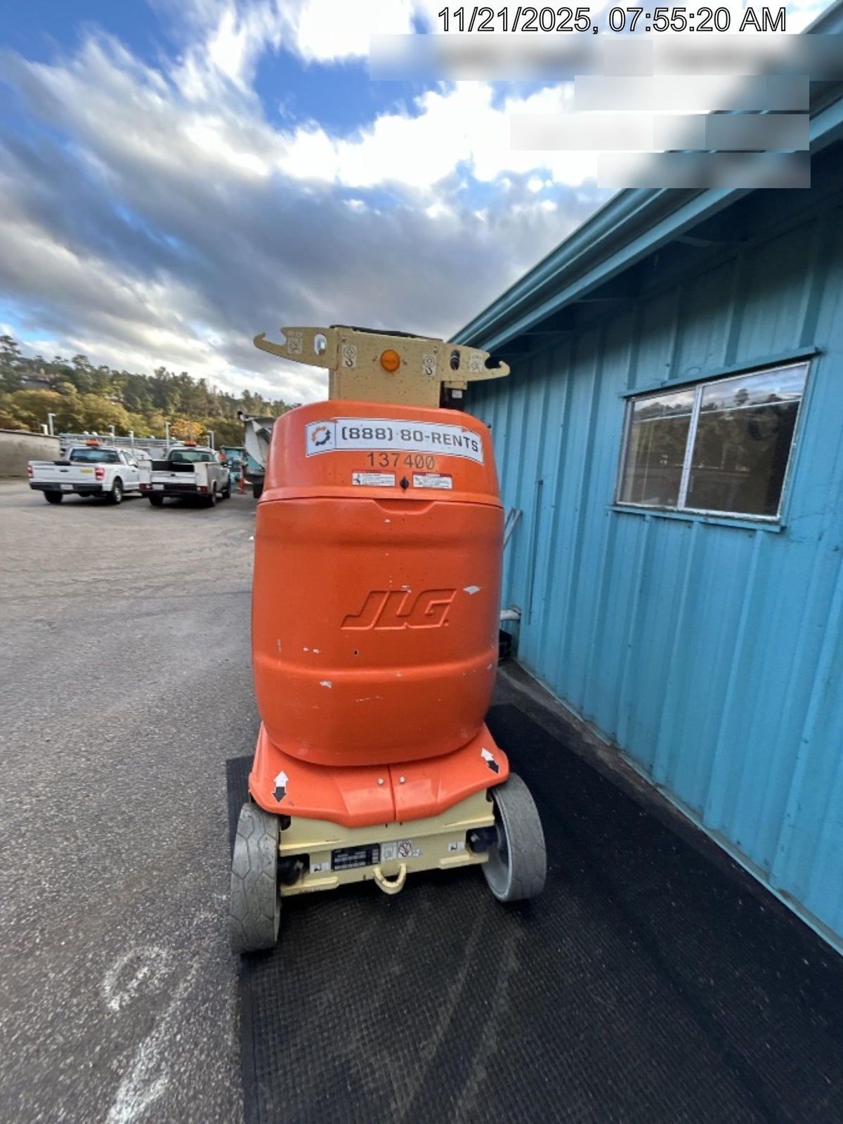 2021 JLG 26E