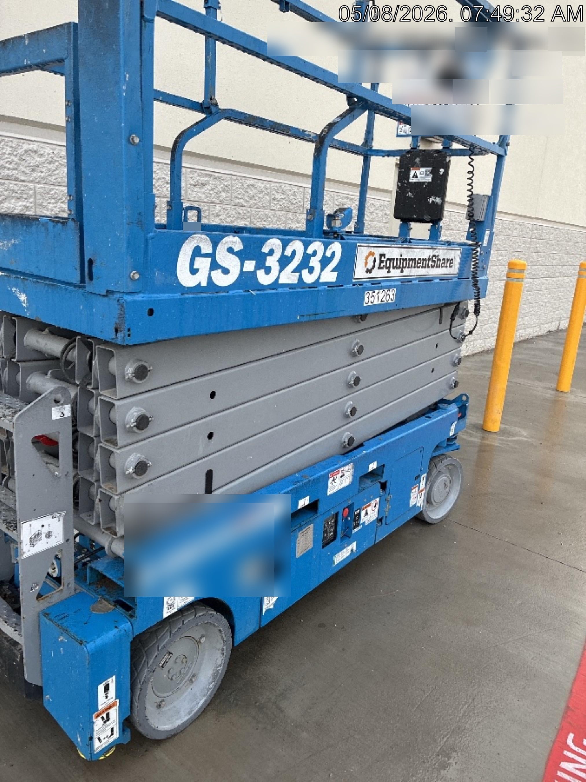 2023 GENIE GS-3232