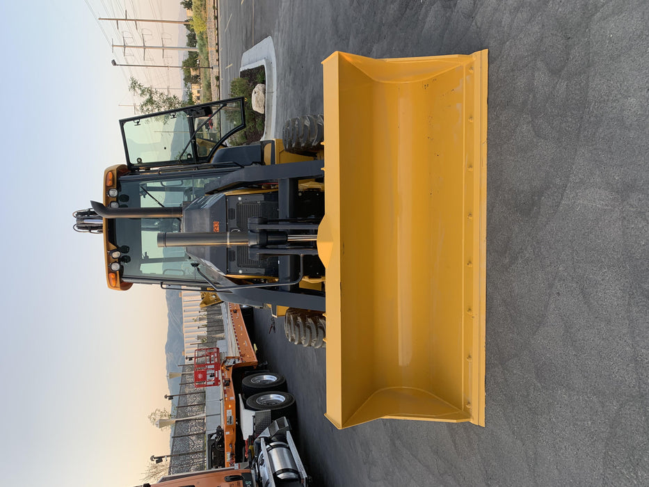 2020 JOHN DEERE 410L - Extendable Stick