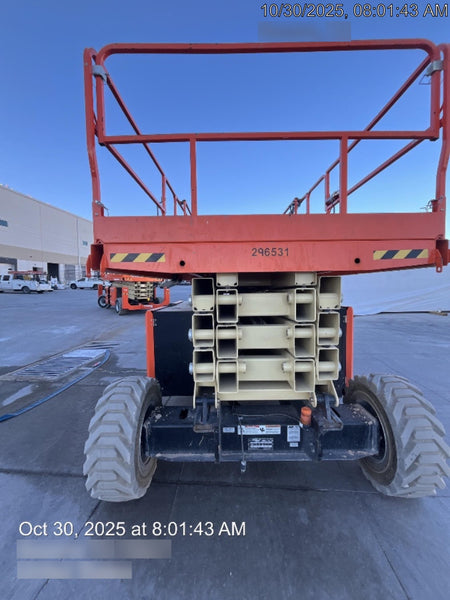 2023 JLG 4394RT
