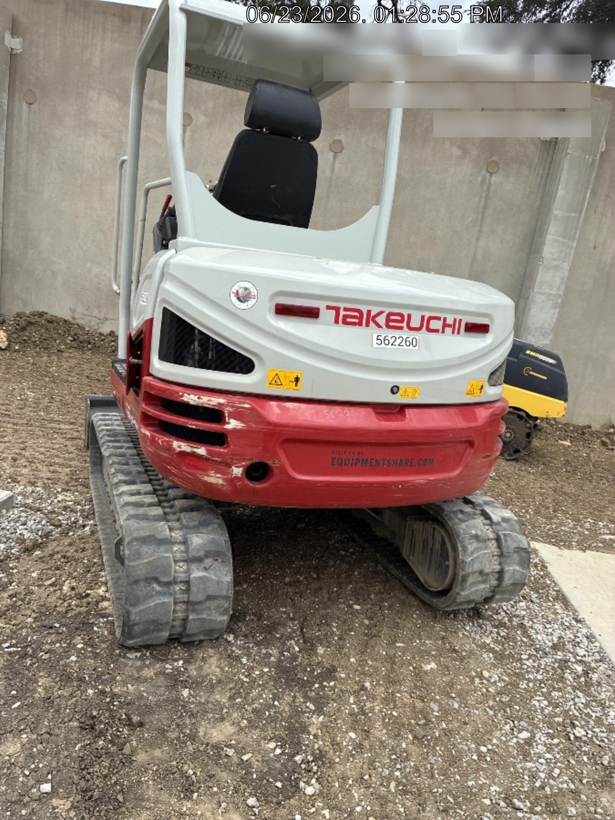 2025 TAKEUCHI TB250-2R