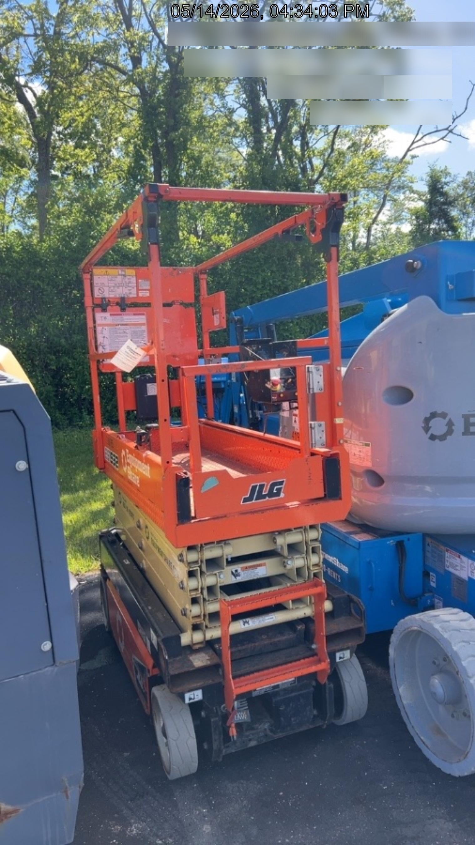 2022 JLG ES1932