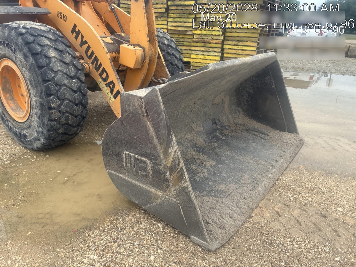 2018 Hyundai HL940 HL 940 Wheel loader, Werk Brau JRB quick coupler, 2.5 yd bucket, and Forks