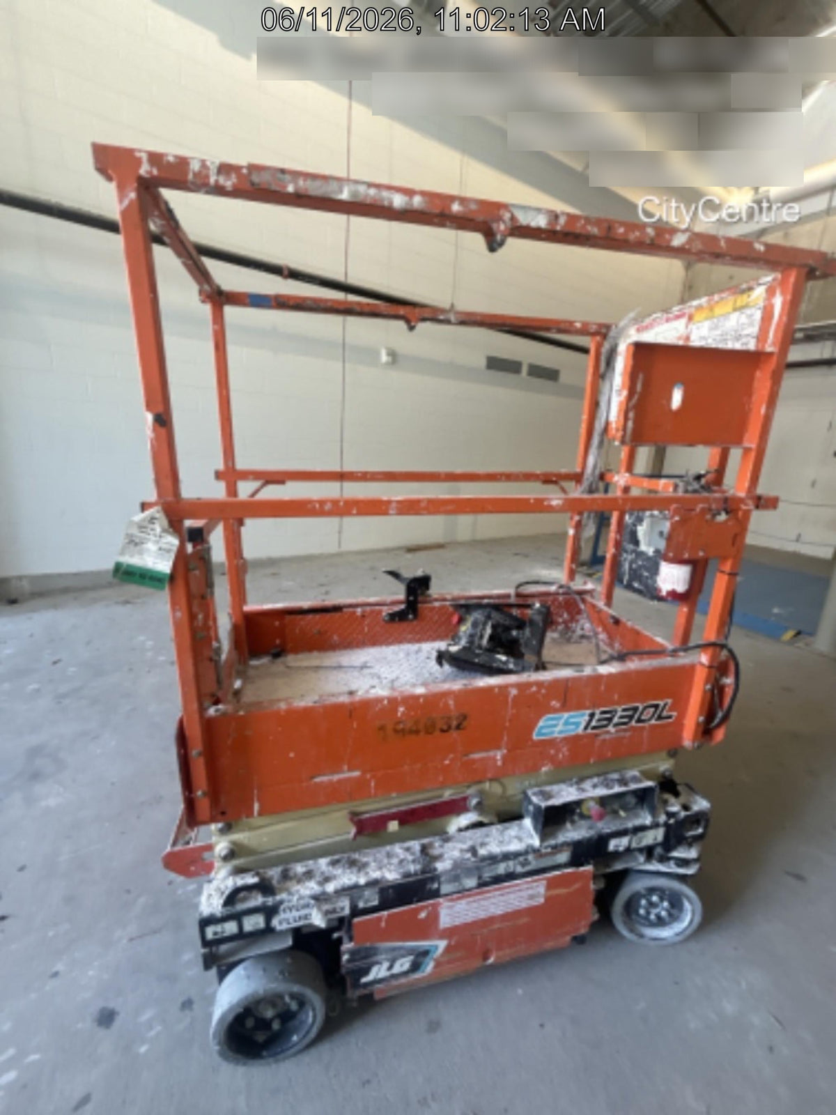 2021 JLG ES1330L
